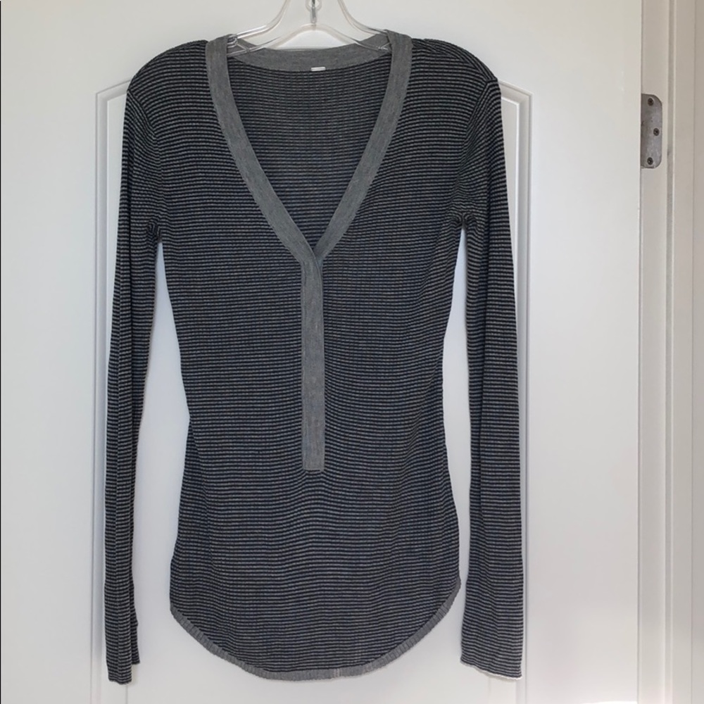 Lululemon EGUC sweater